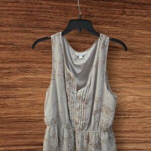 Charming Charlie Sleeveless Midi Dress in Light Taupe with Dusty Rose Print